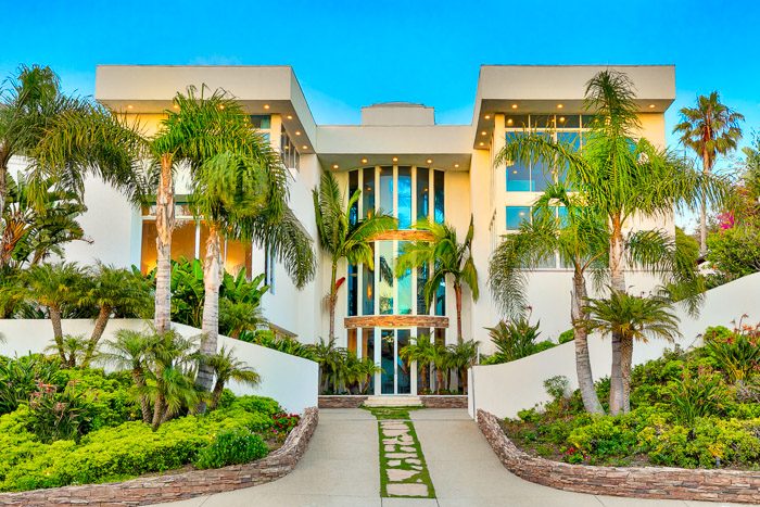 170608_31847BroadBeachRd-AStepAbove-43-700x467