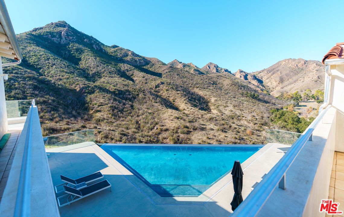 22-119087_4b82ea4c-ac64-44d9-a19d-f6e4ddc2e1da